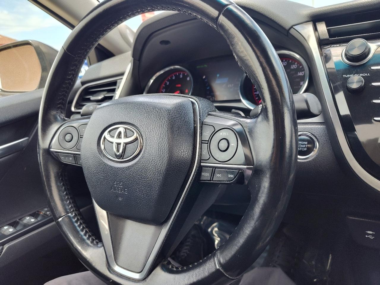 Toyota Camry XSE V6 2019