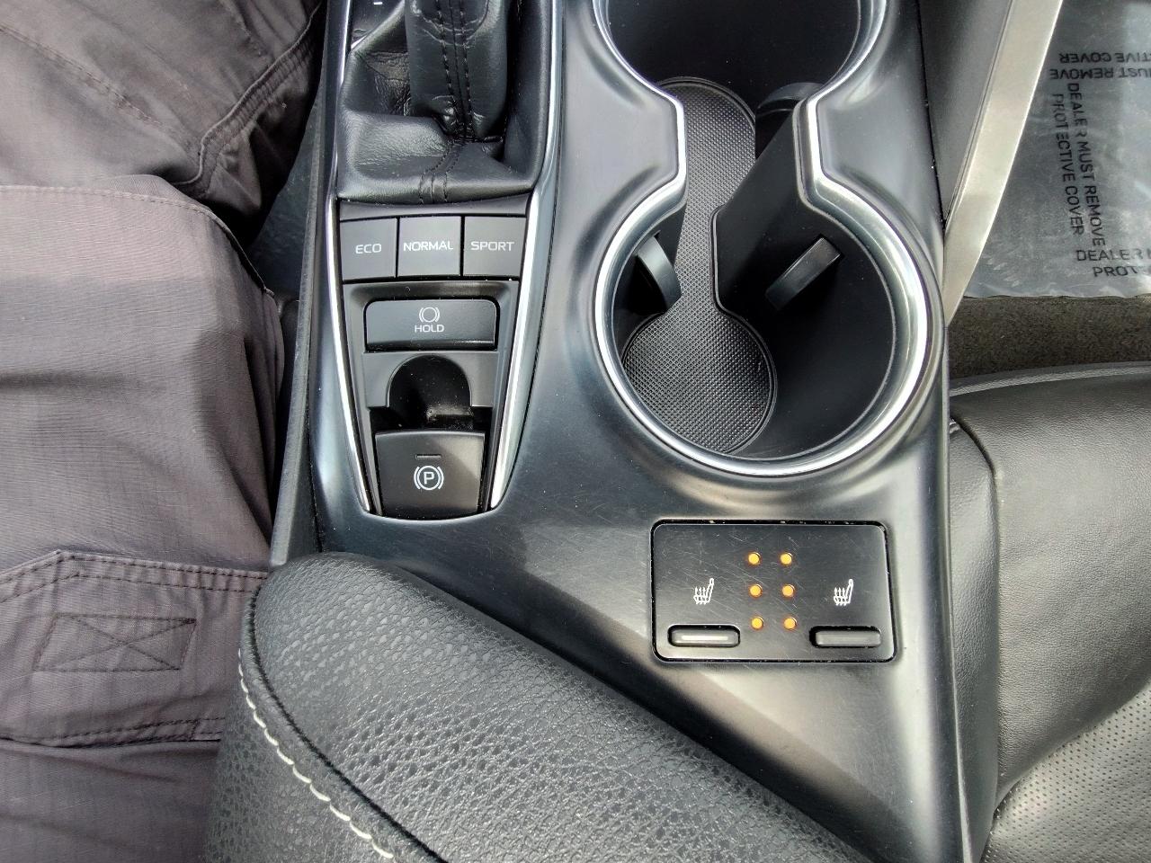 Toyota Camry XSE V6 2019