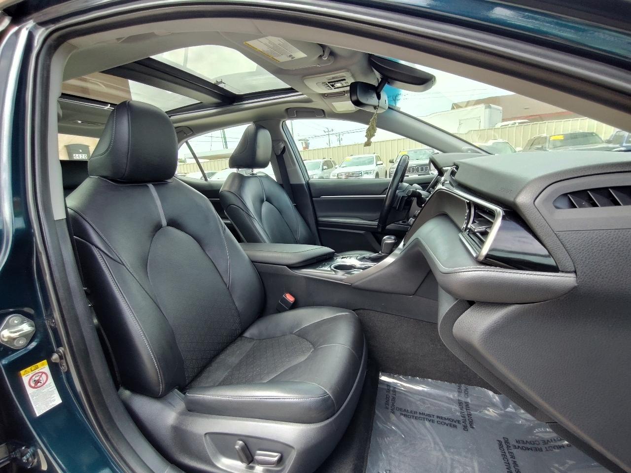 Toyota Camry XSE V6 2019