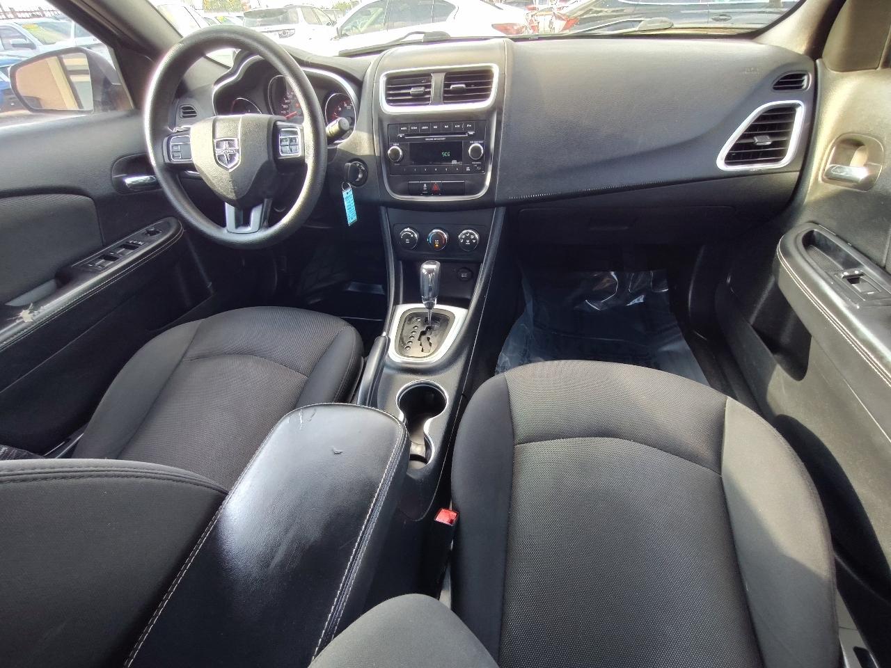 Dodge Avenger SE 2014