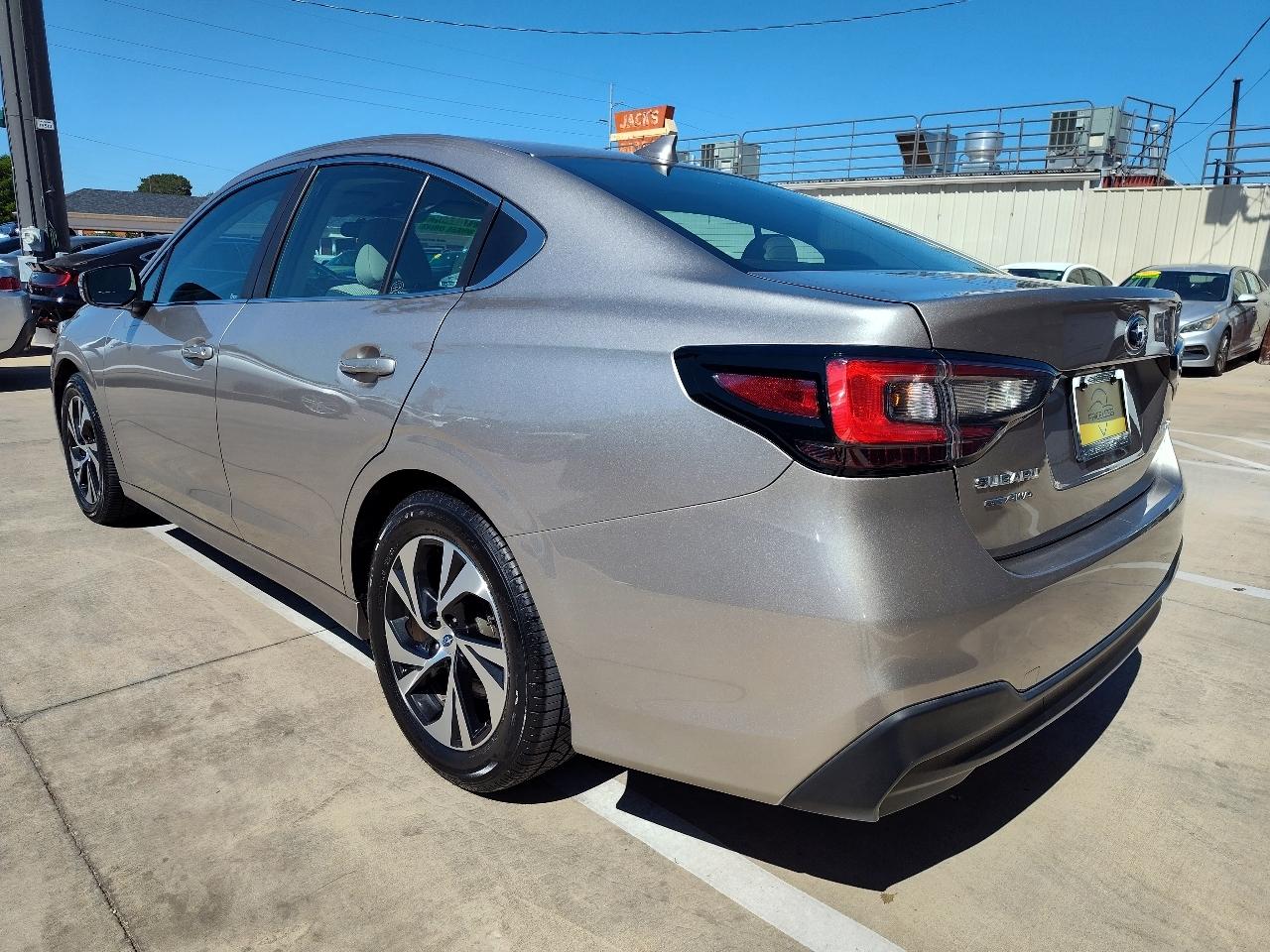 Subaru Legacy Premium 2020