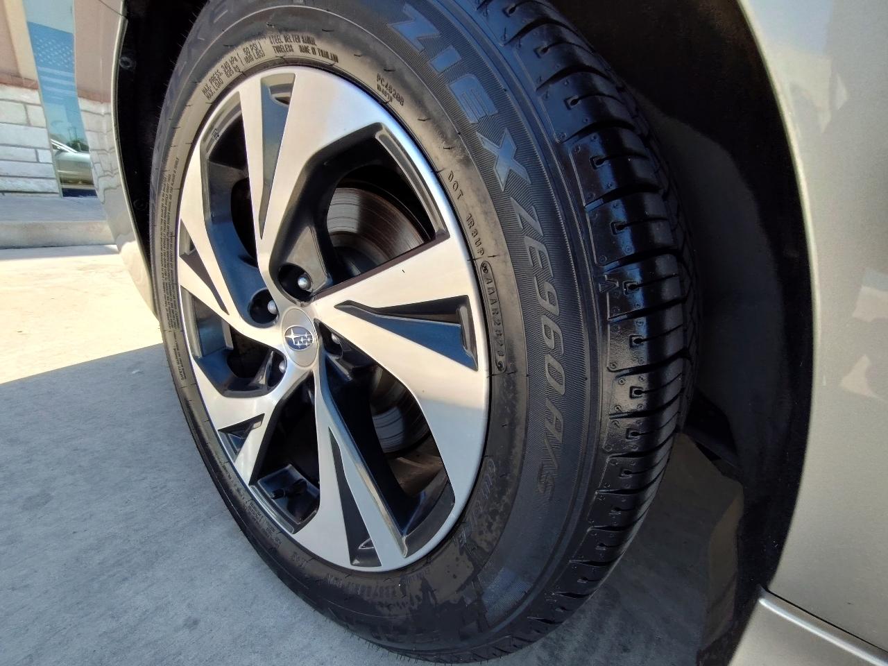 Subaru Legacy Premium 2020