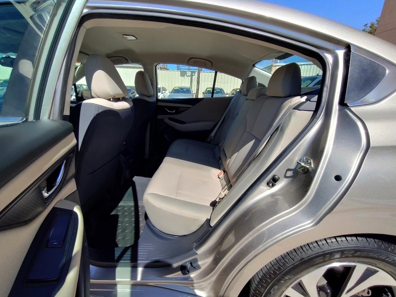 Subaru Legacy Premium 2020