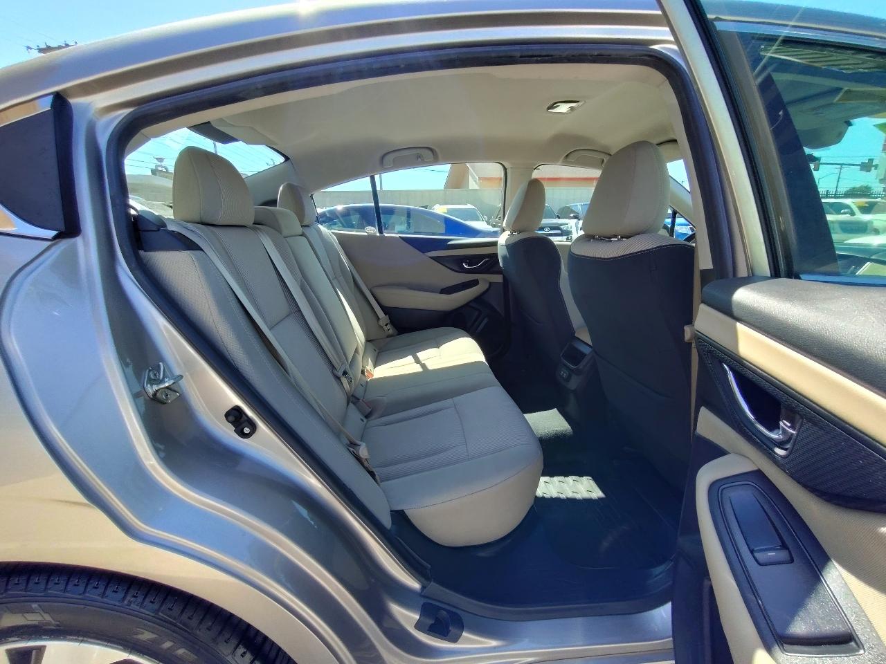 Subaru Legacy Premium 2020