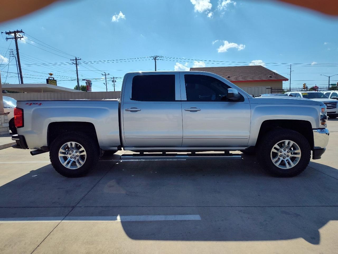Chevrolet Silverado 1500 LT Crew Cab 4WD 2017