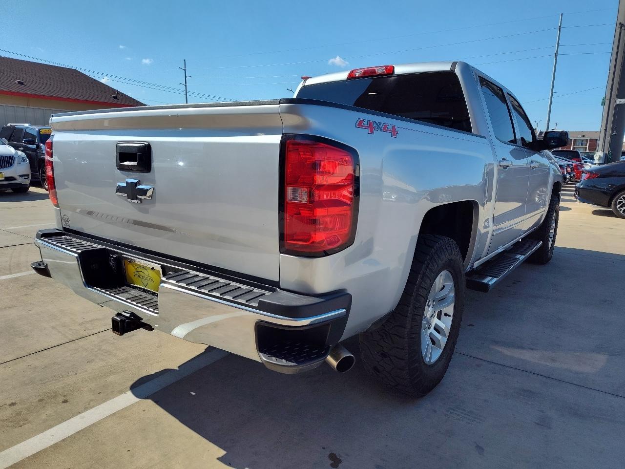 Chevrolet Silverado 1500 LT Crew Cab 4WD 2017