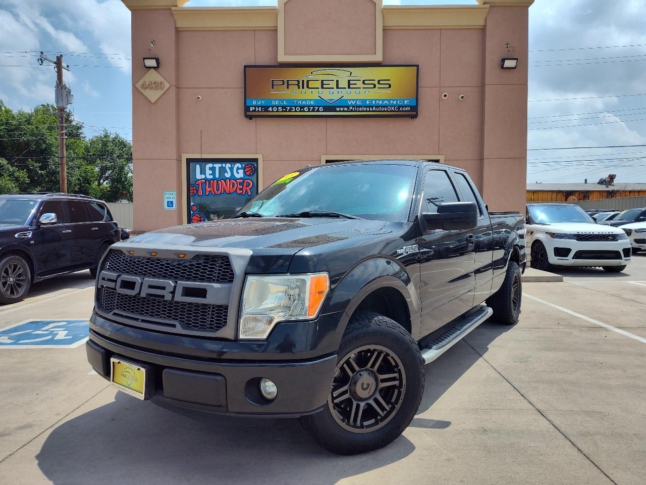 2013 Ford F-150 STX SuperCab 145-in's photo