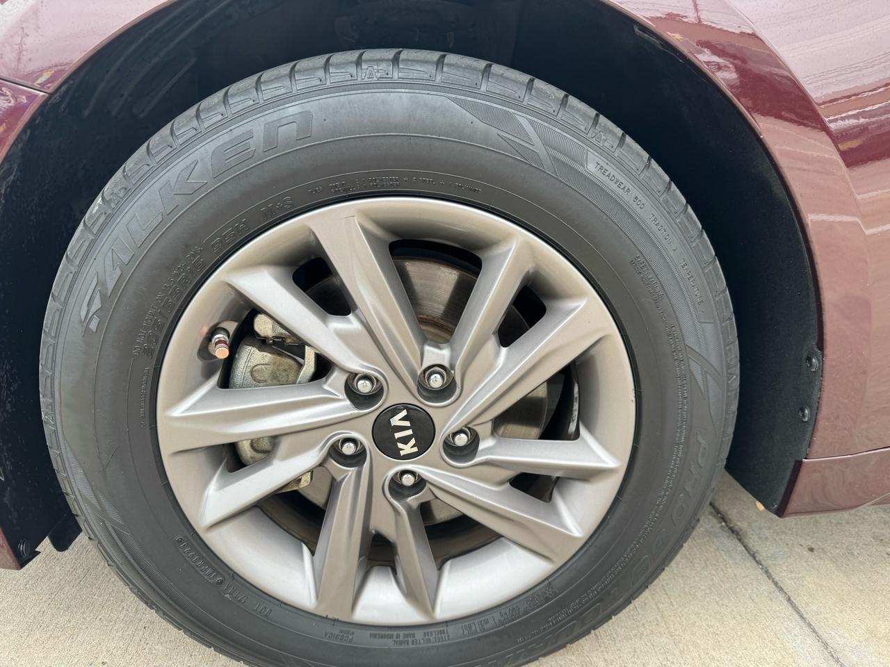 Kia Optima LX 4D Sedan 2020