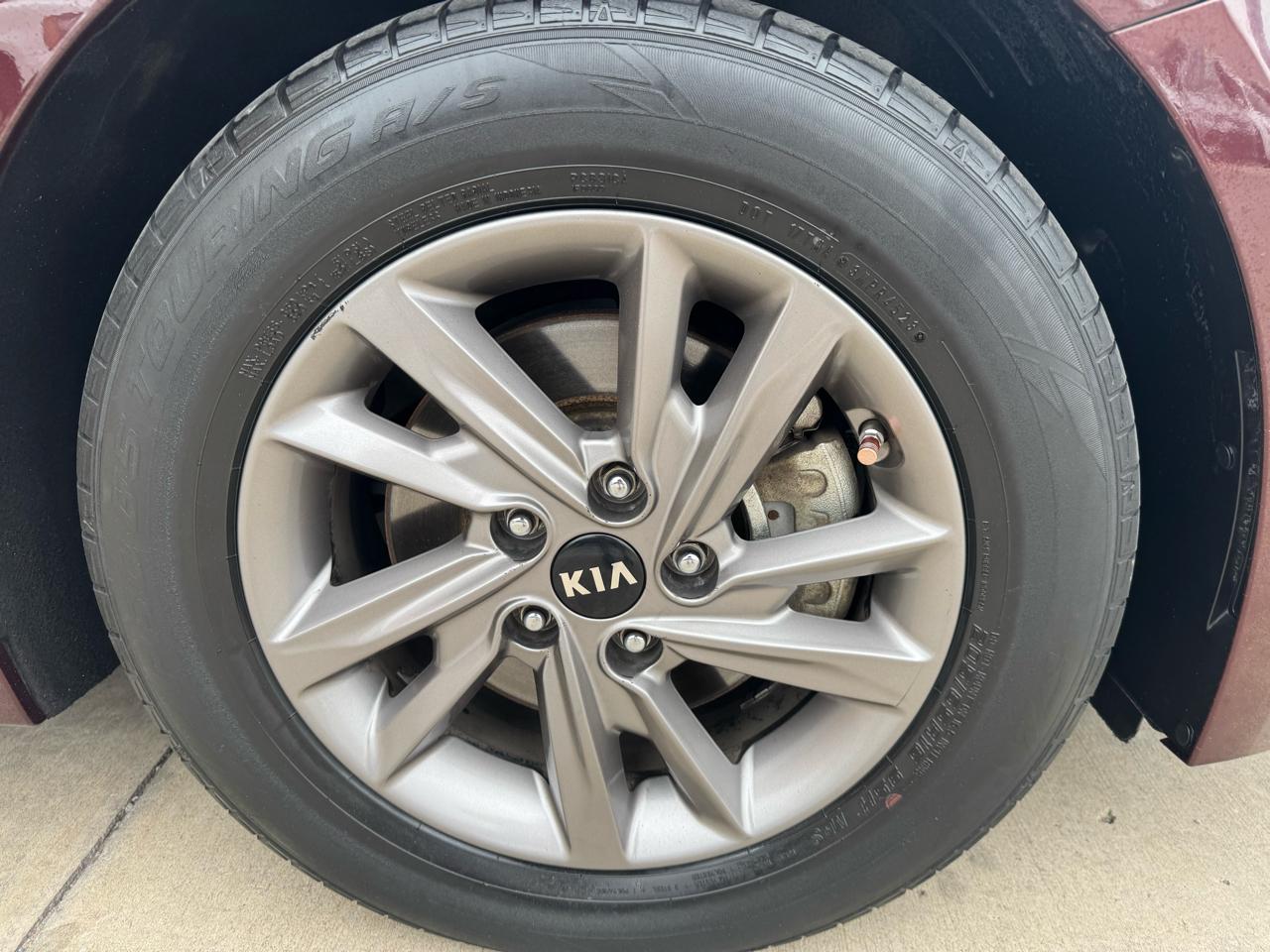 Kia Optima LX 4D Sedan 2020