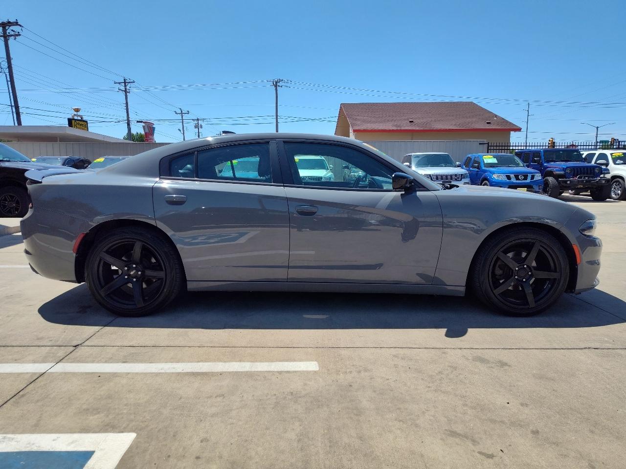 Dodge Charger SXT 2017