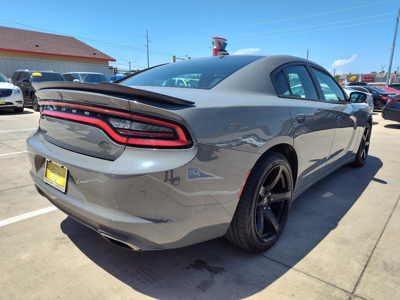 Dodge Charger SXT 2017