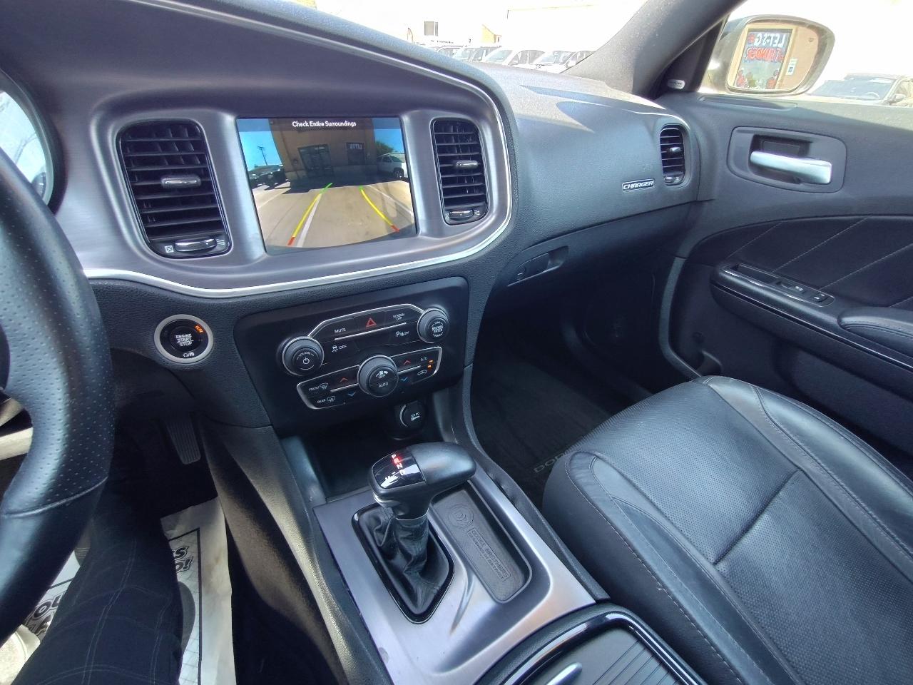 Dodge Charger SXT 2017