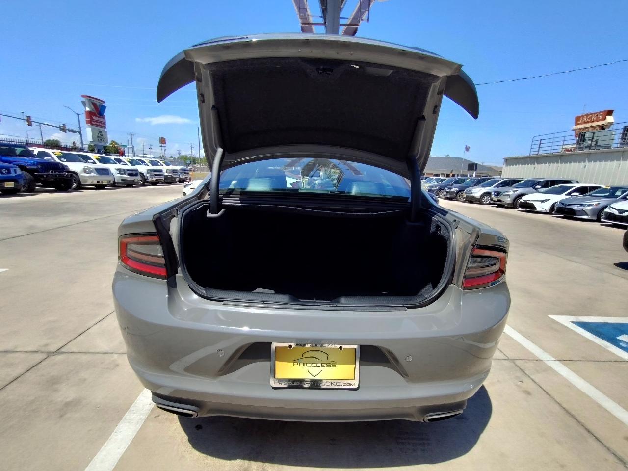 Dodge Charger SXT 2017