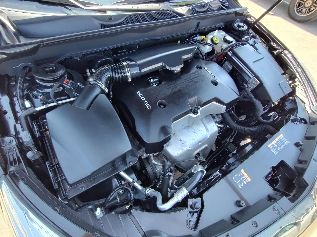 Chevrolet Malibu 2LT 4D Sedan 2015