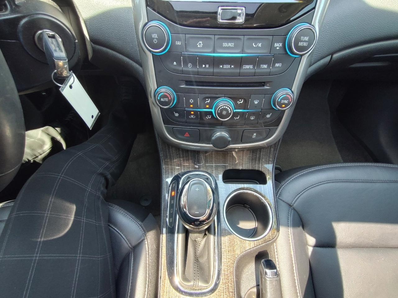 Chevrolet Malibu 2LT 4D Sedan 2015