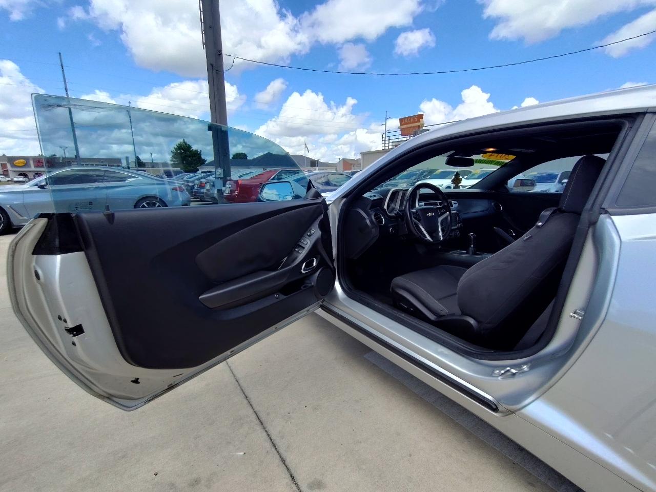 Chevrolet Camaro Coupe 1LT 2014