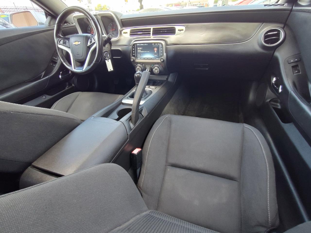 Chevrolet Camaro Coupe 1LT 2014