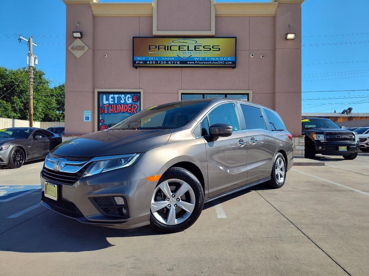 2018 Honda Odyssey EX-L w/ DVD and Navigation