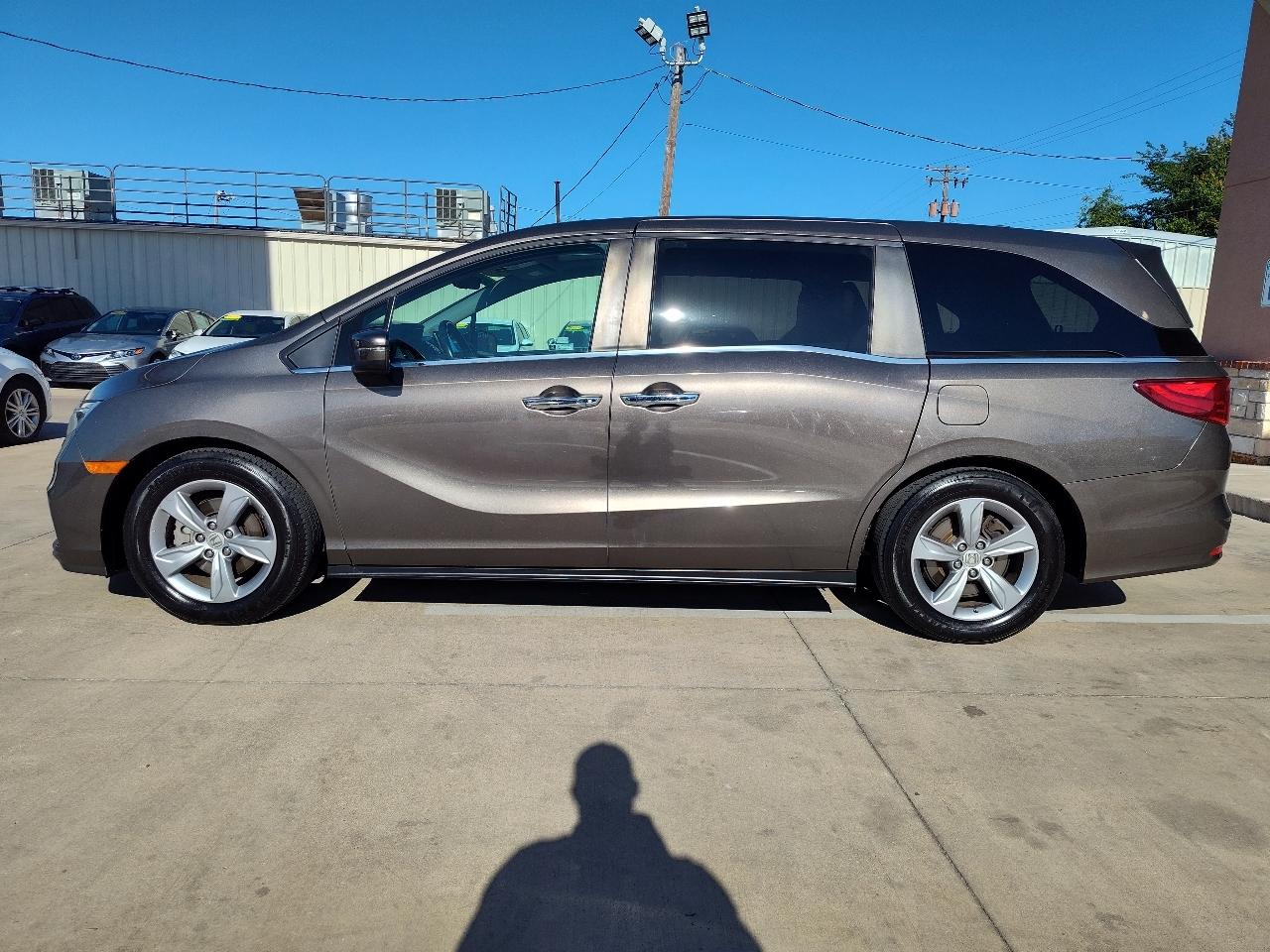 Honda Odyssey EX-L w/ DVD and Navigation 2018