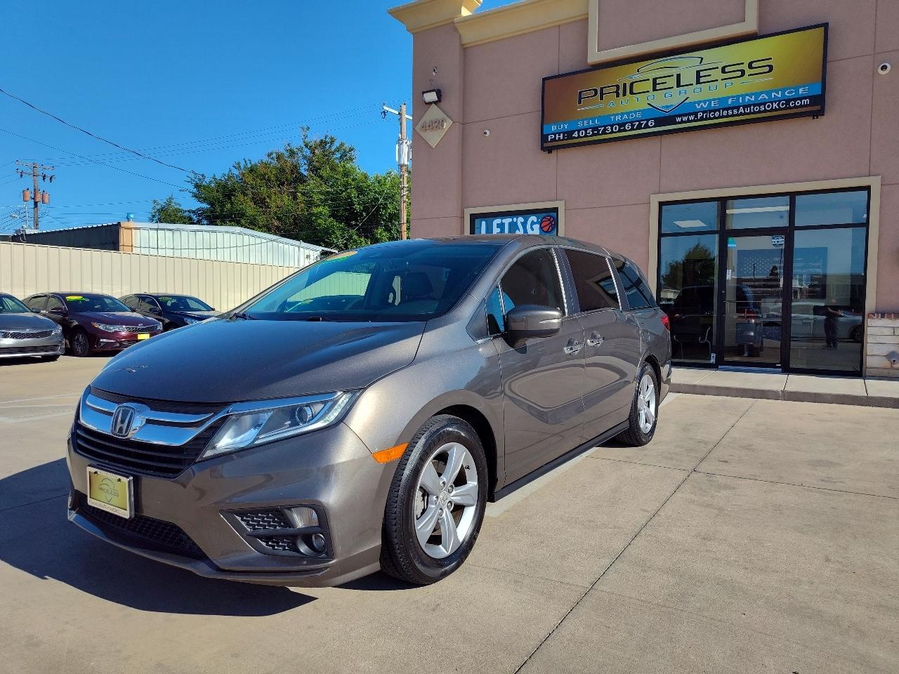 Honda Odyssey EX-L w/ DVD and Navigation 2018