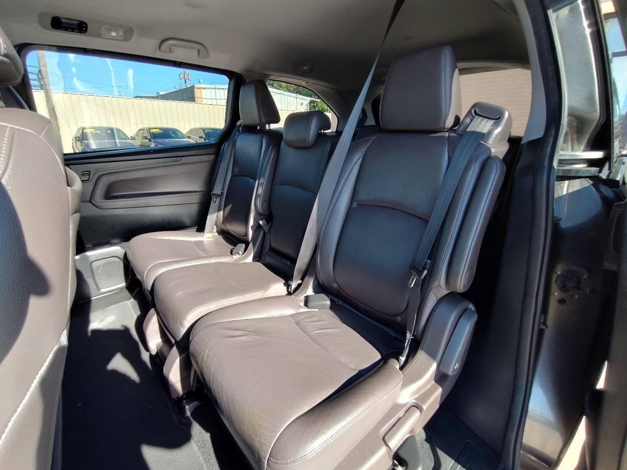 Honda Odyssey EX-L w/ DVD and Navigation 2018