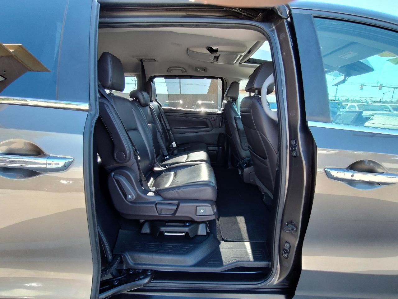 Honda Odyssey EX-L w/ DVD and Navigation 2018