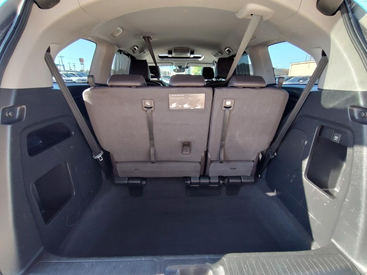 Honda Odyssey EX-L w/ DVD and Navigation 2018