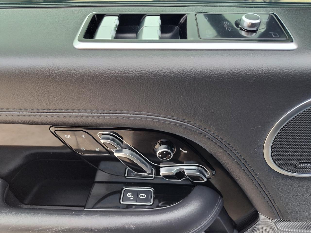 Land Rover Range Rover Supercharged 2019
