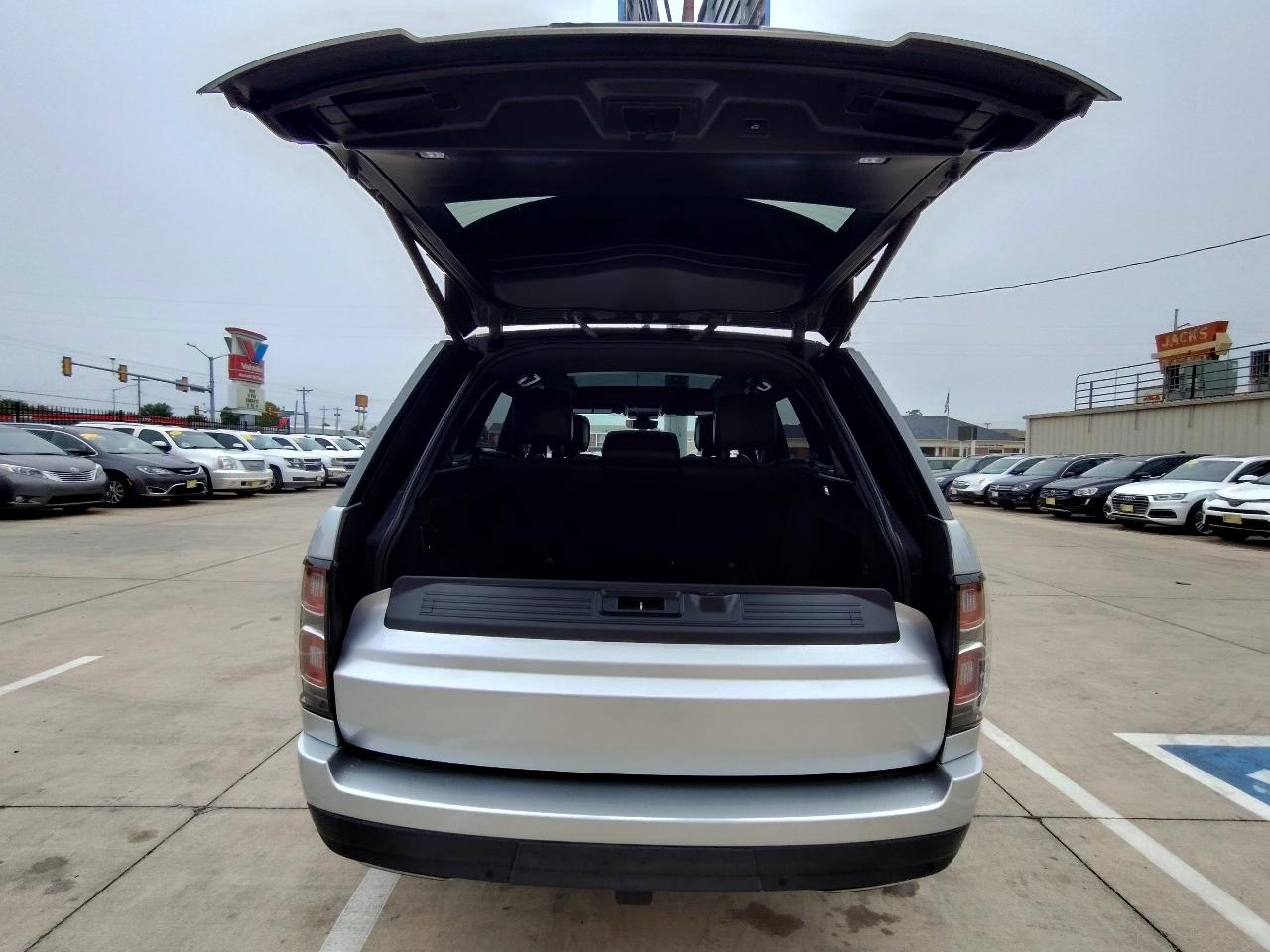Land Rover Range Rover Supercharged 2019