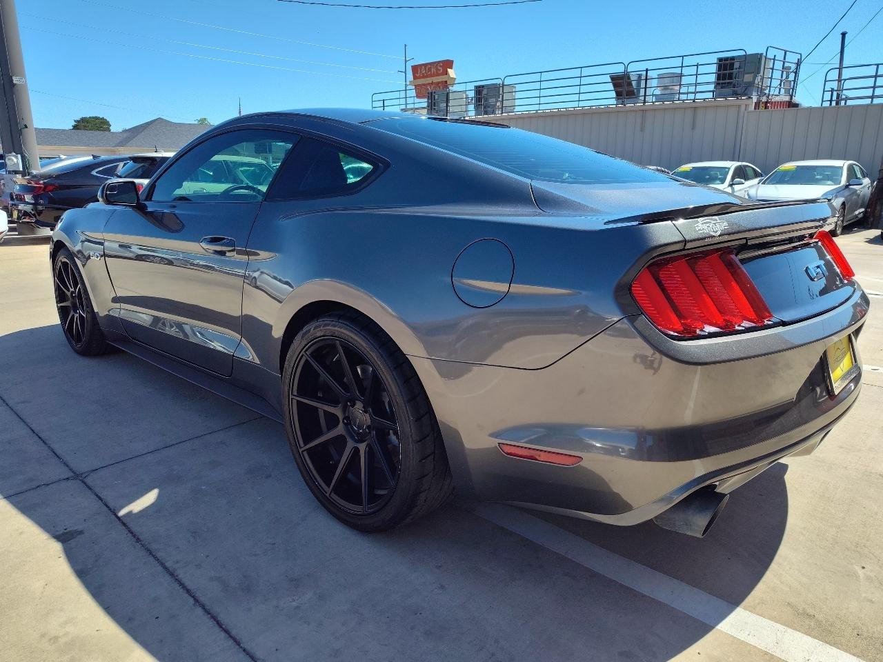 Ford Mustang GT Coupe 2015