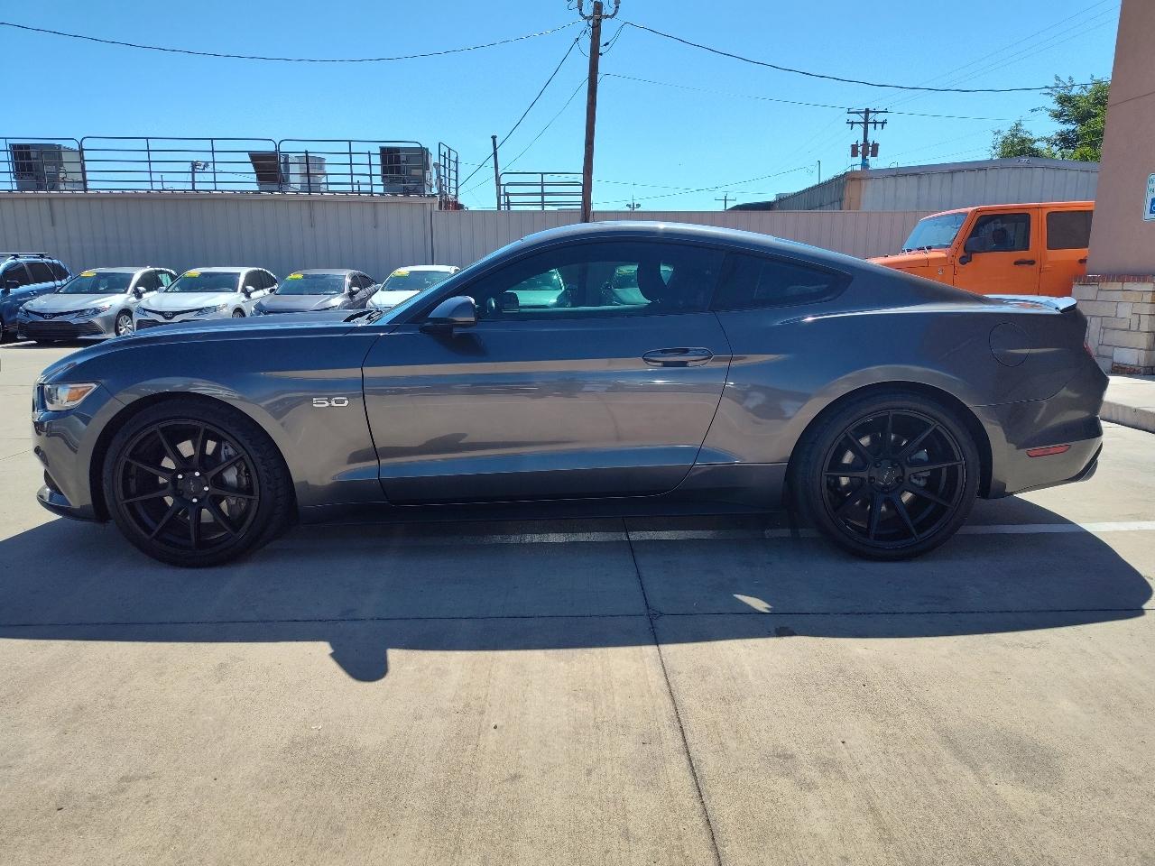 Ford Mustang GT Coupe 2015