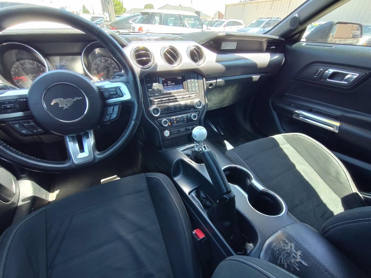 Ford Mustang GT Coupe 2015