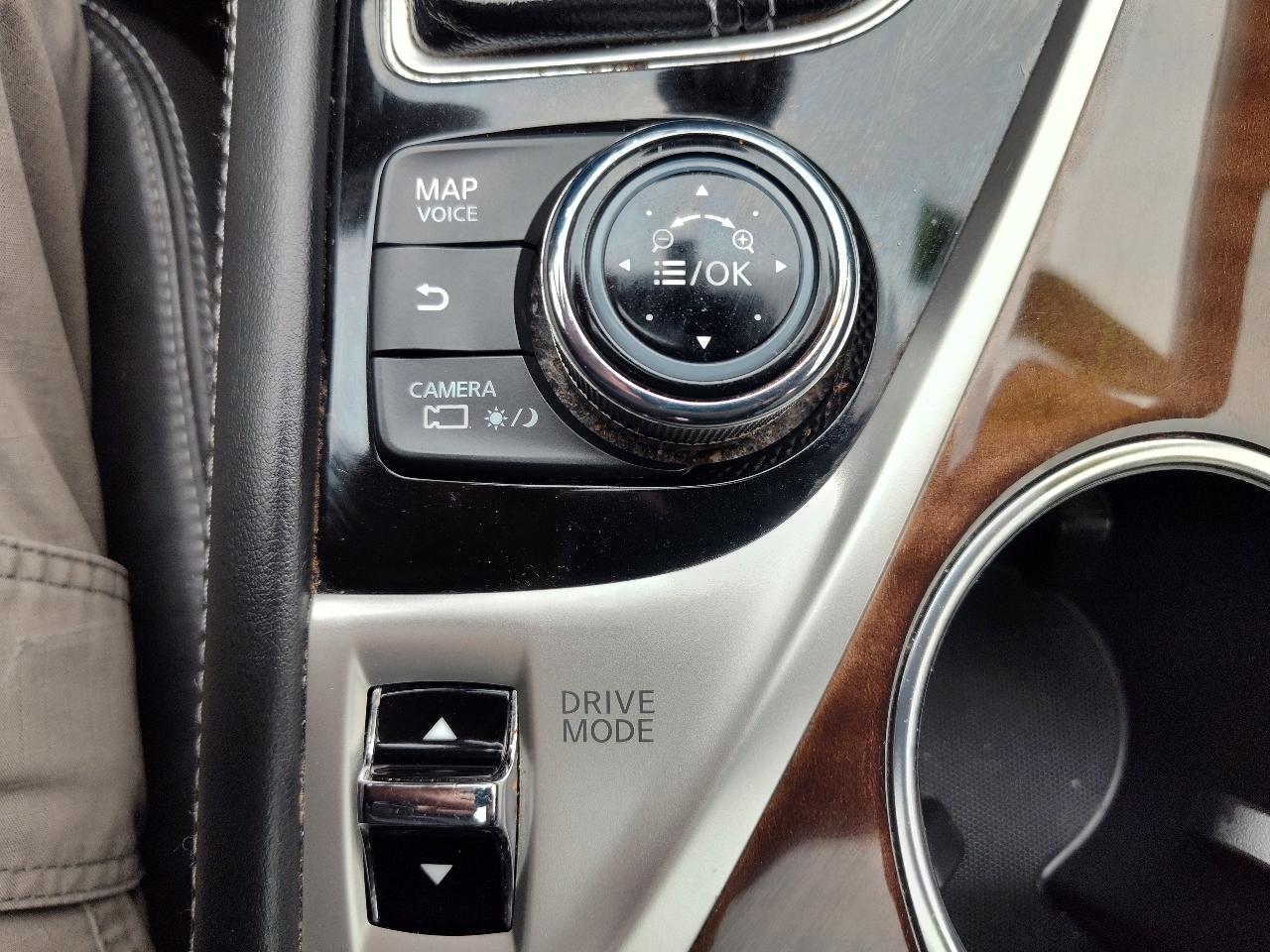 Infiniti Q50 Premium 4D Sedan 2015