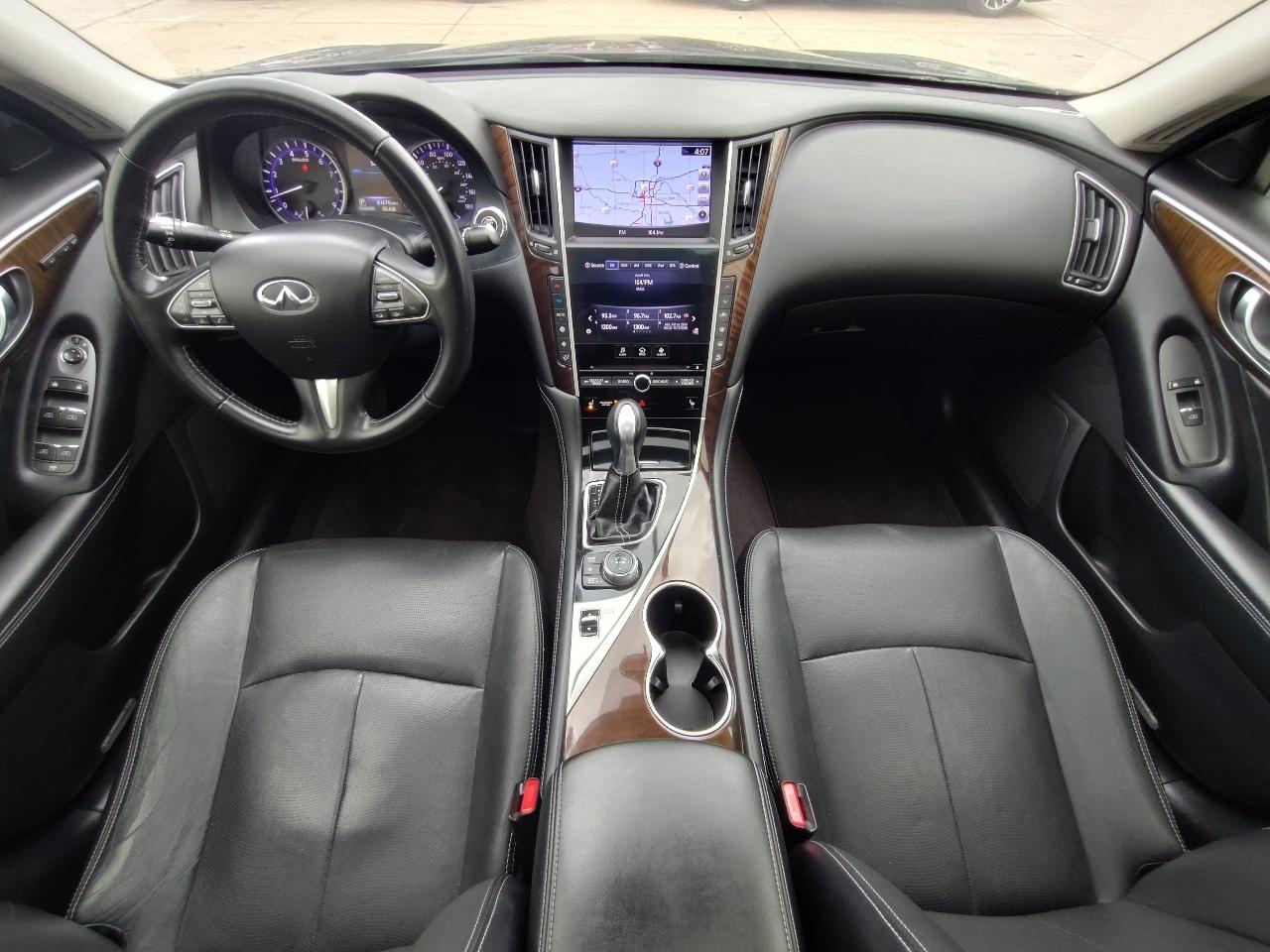 Infiniti Q50 Premium 4D Sedan 2015