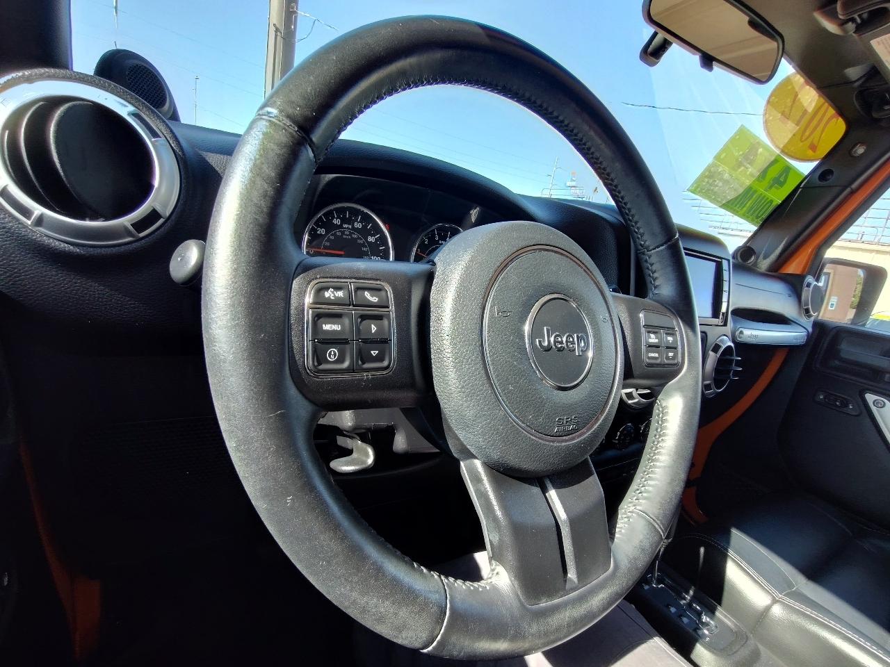 Jeep Wrangler Unlimited Sahara 4WD 2012