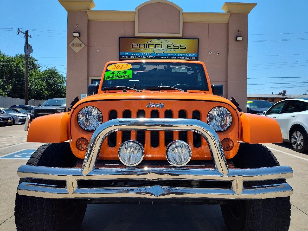 Jeep Wrangler Unlimited Sahara 4WD 2012