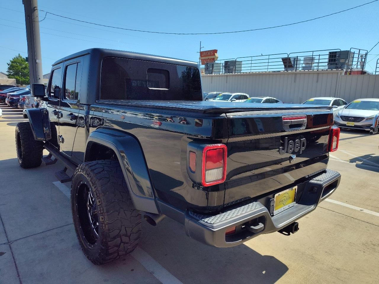Jeep Gladiator Willys Sport 4x4 2021