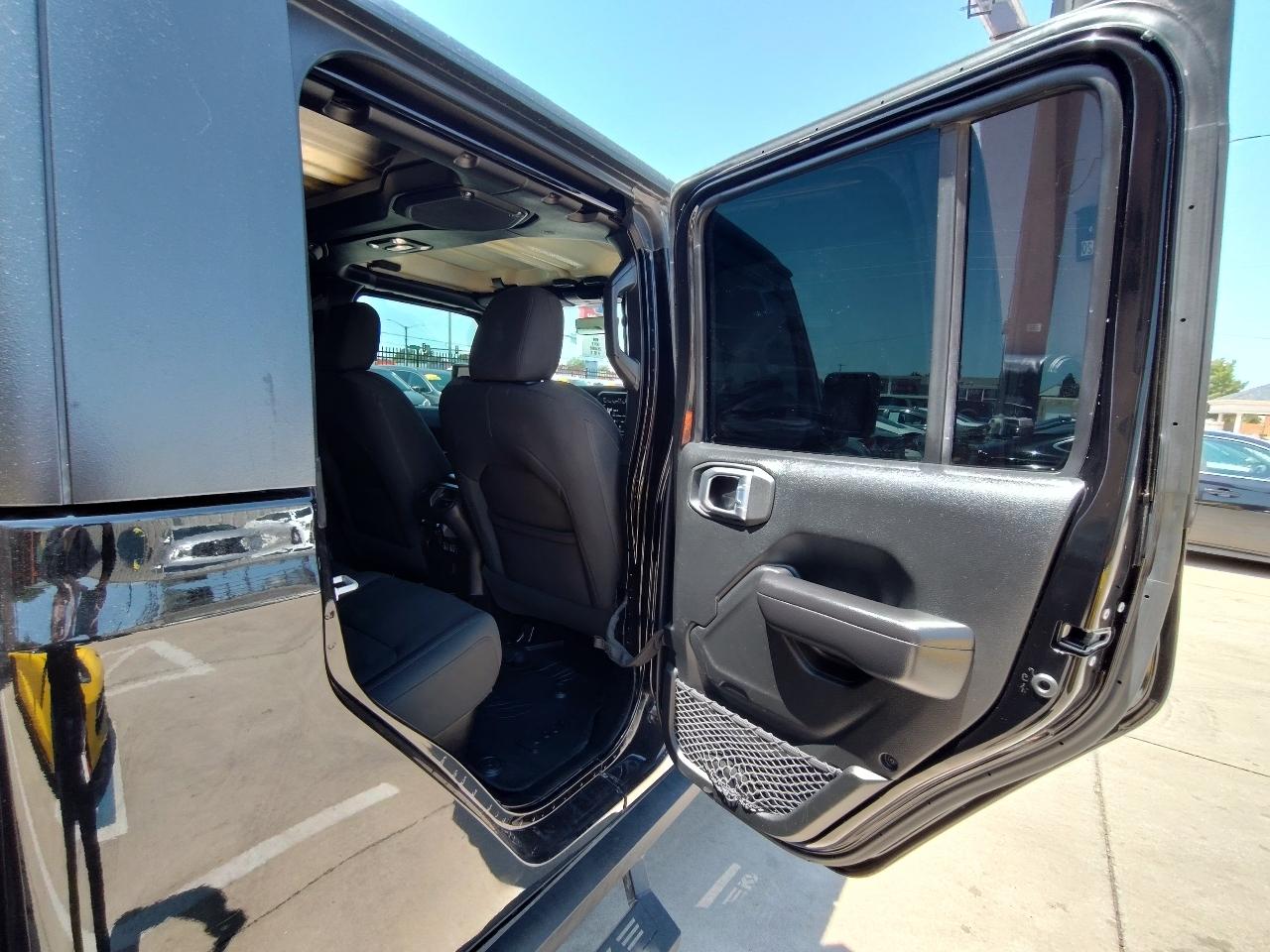 Jeep Gladiator Willys Sport 4x4 2021