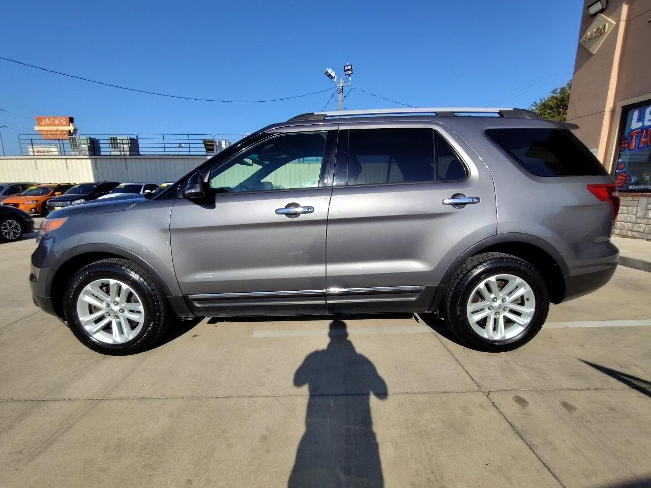Ford Explorer XLT 4WD 2013