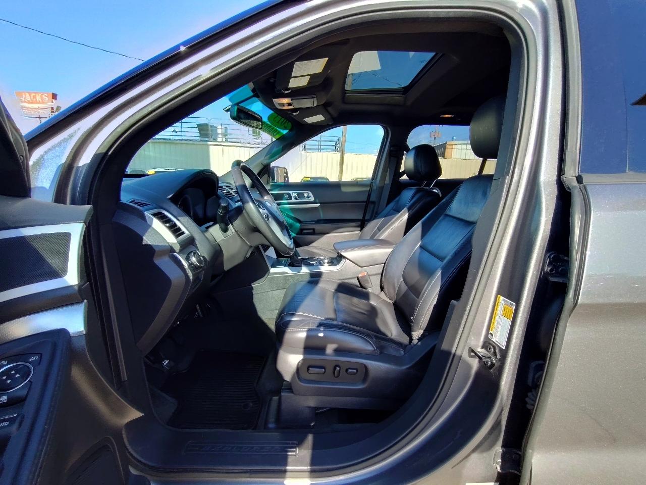 Ford Explorer XLT 4WD 2013