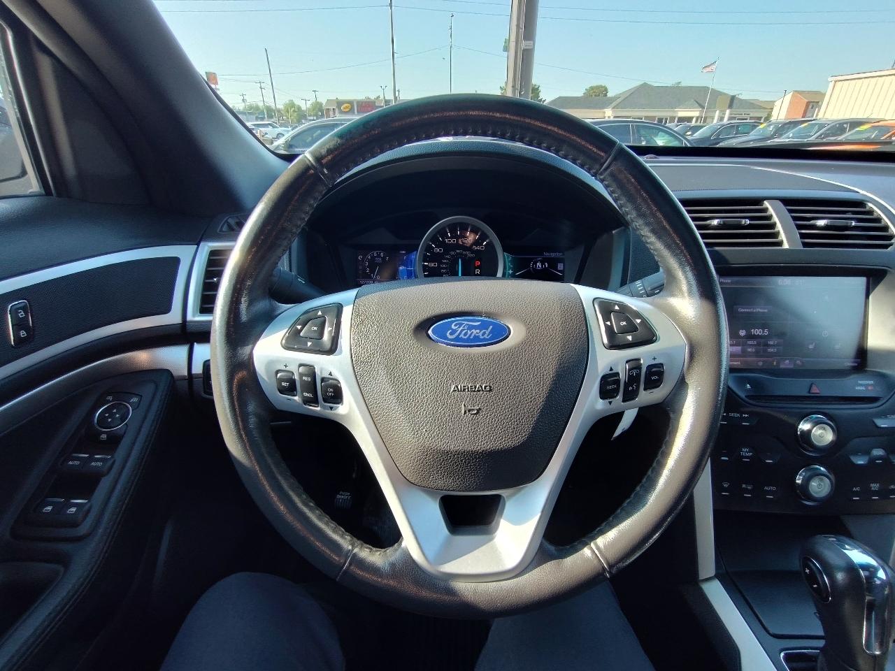 Ford Explorer XLT 4WD 2013