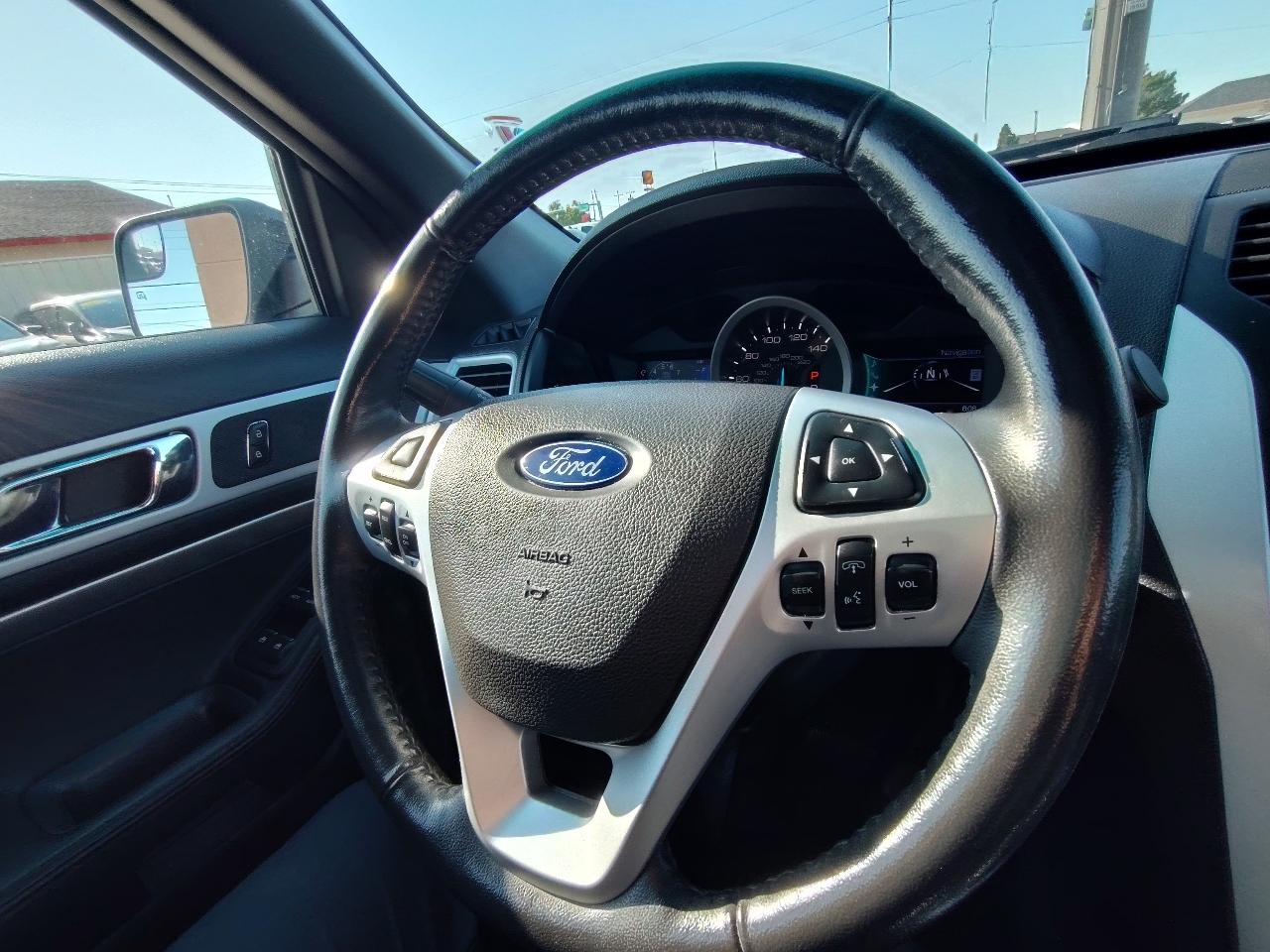 Ford Explorer XLT 4WD 2013