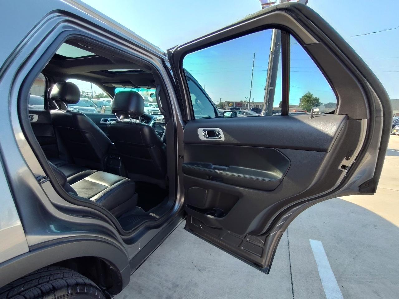 Ford Explorer XLT 4WD 2013