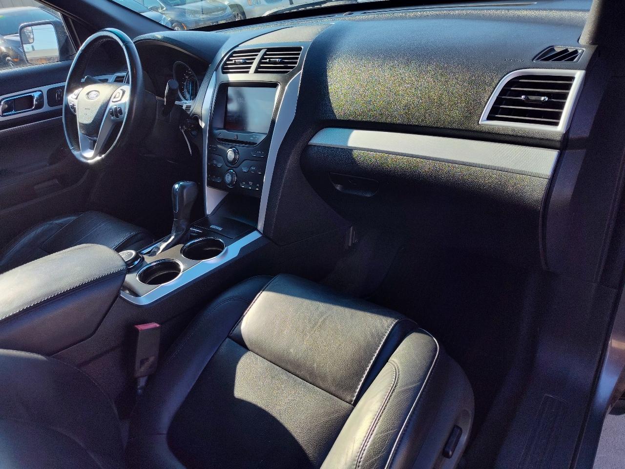 Ford Explorer XLT 4WD 2013