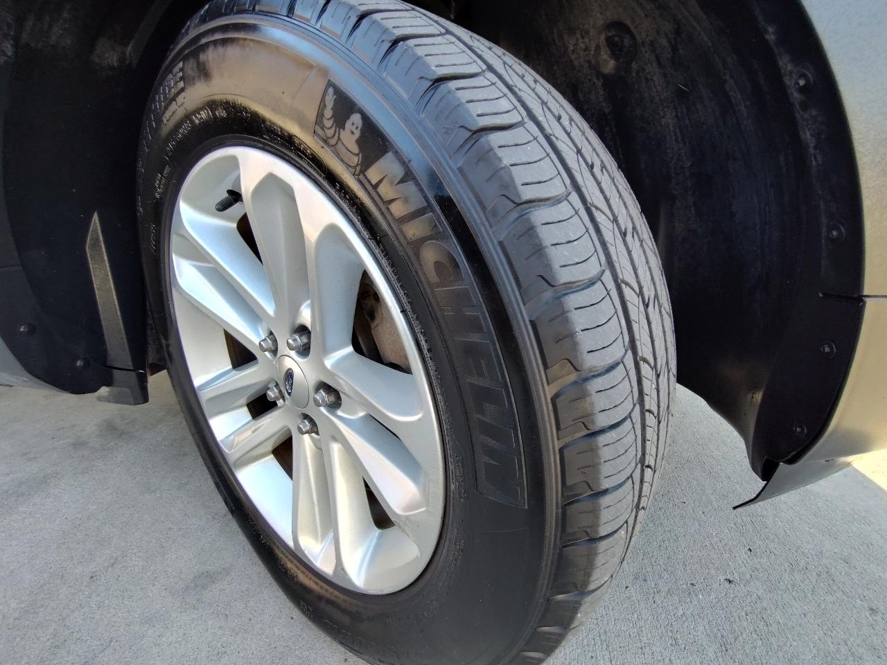 Ford Explorer XLT 4WD 2013