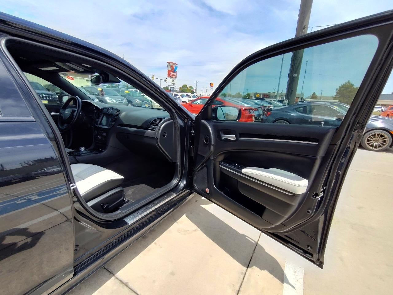 Chrysler 300 S V6 2018