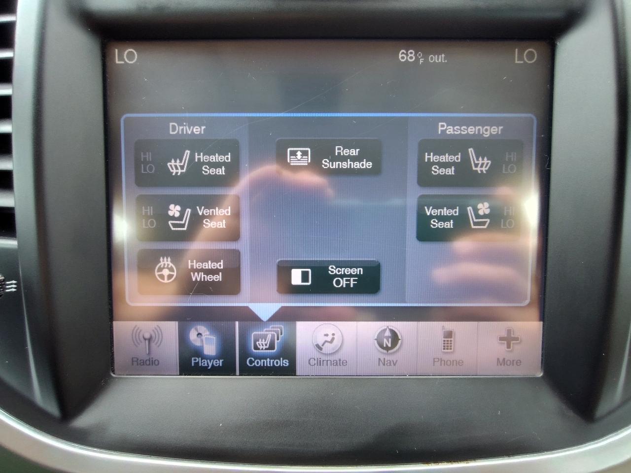 Chrysler 300 Limited 4D Sedan 2011