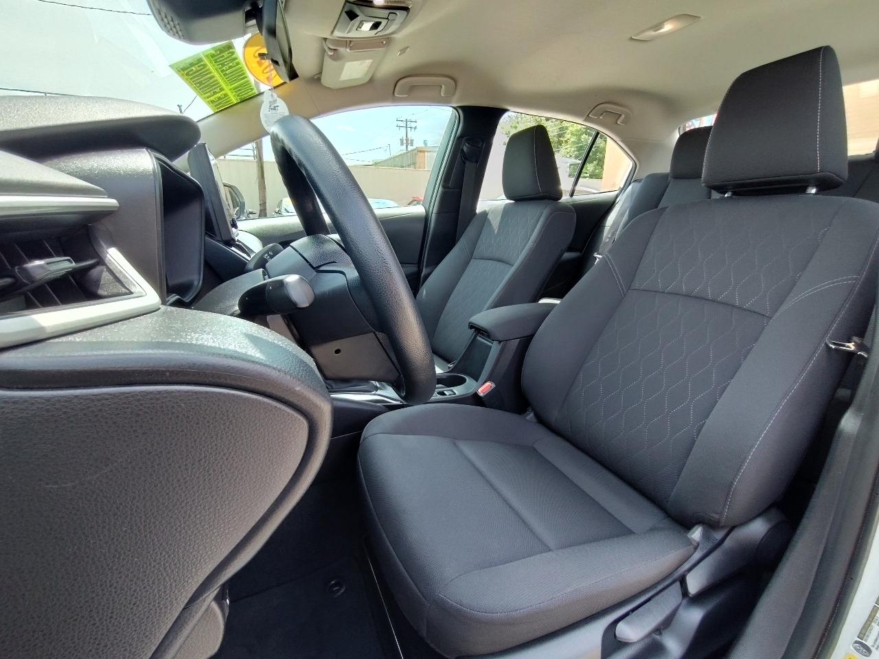 Toyota Corolla LE 2025