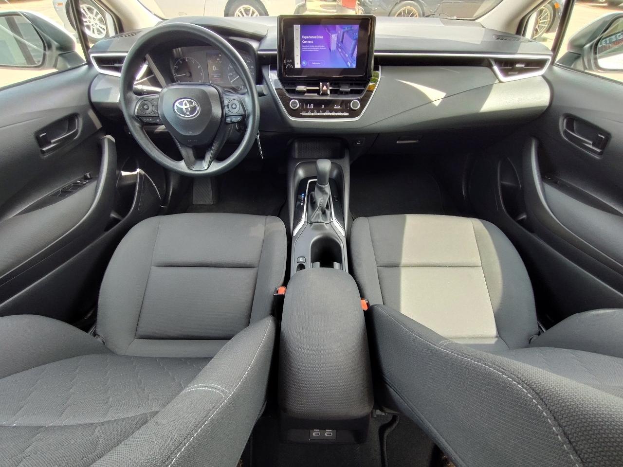 Toyota Corolla LE 2025