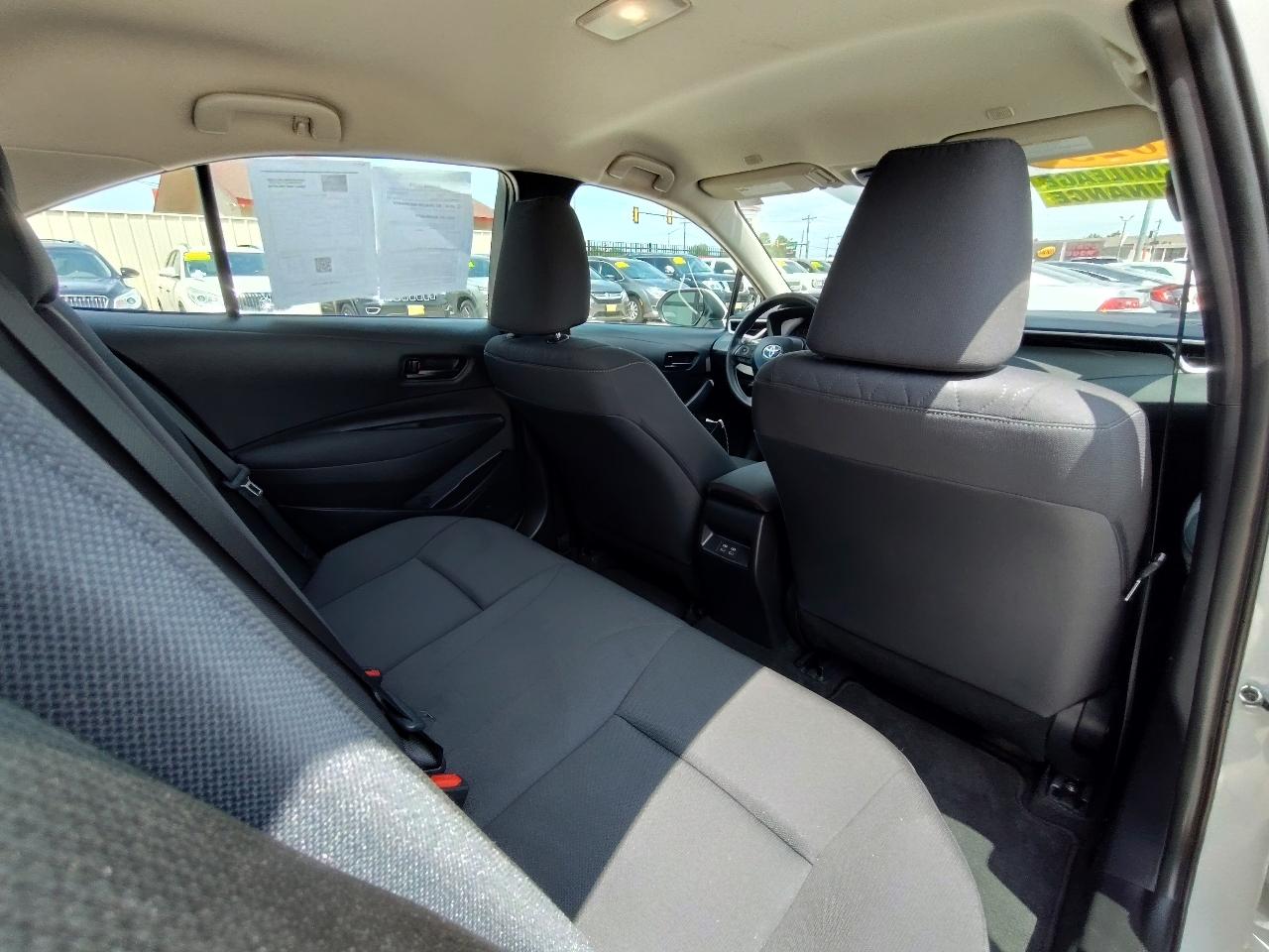 Toyota Corolla LE 2025